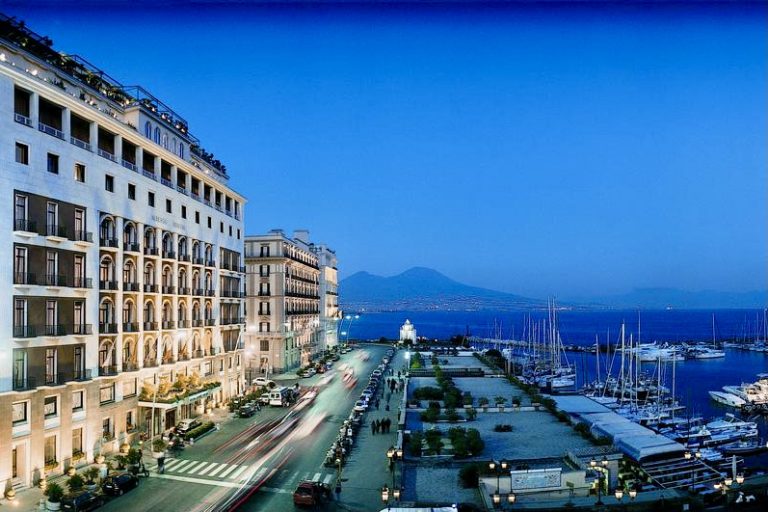 Neapel Grand Hotel Vesuvio