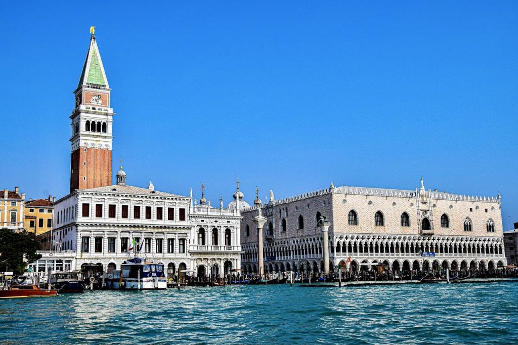 Dogenpalast Venedig