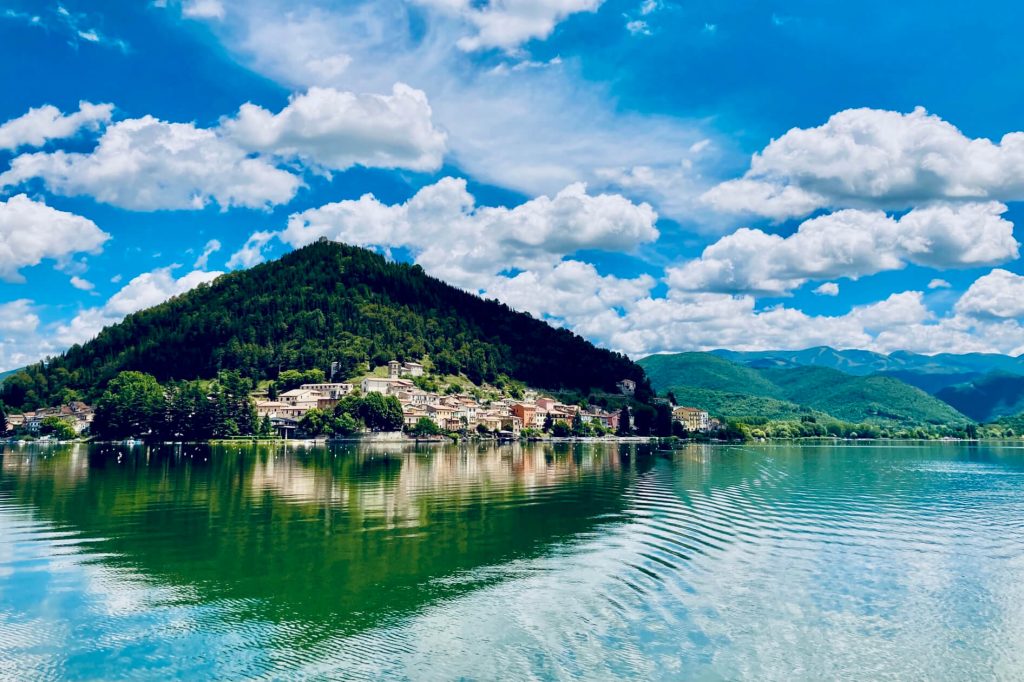 Lago di Piediluco Umbrien