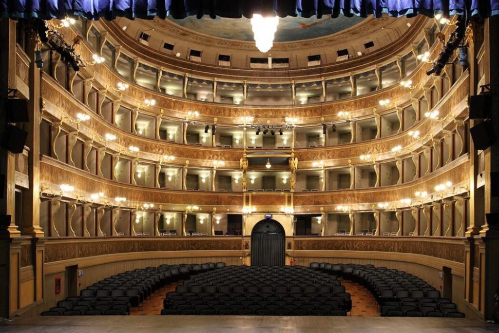 Teatro Sociale Piazza Cesare Battisti Trient