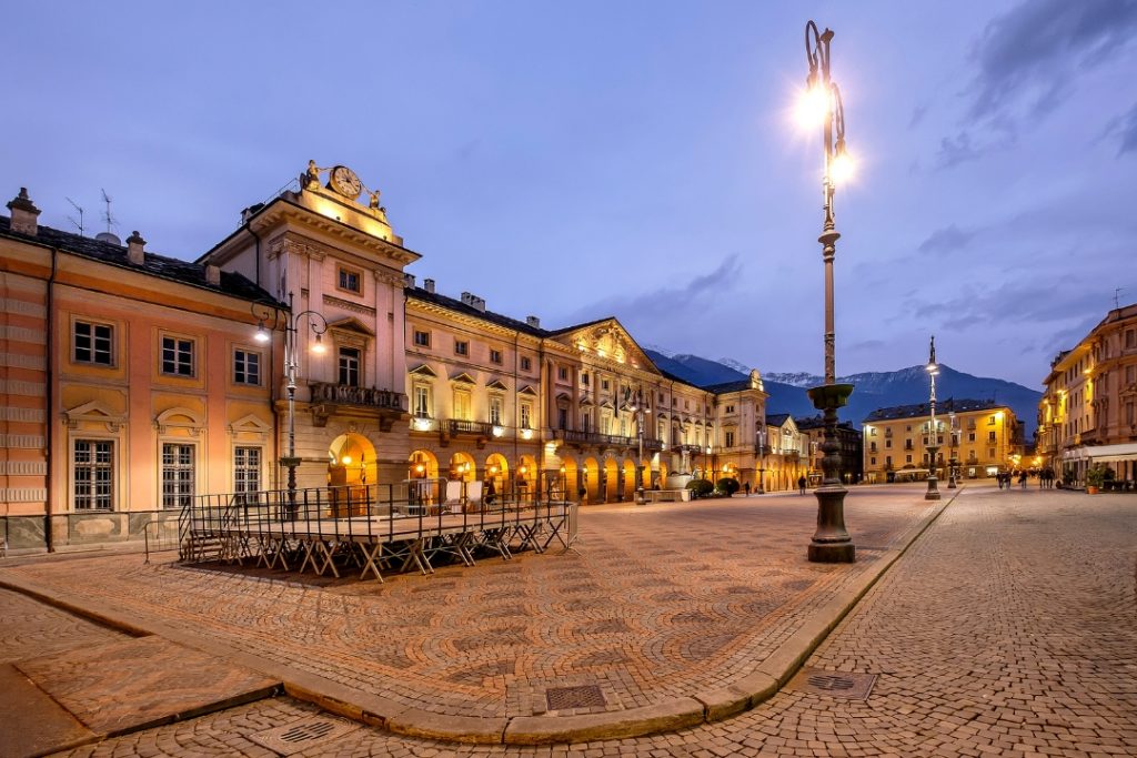 Piazza Émile-Chanoux Aosta Altstadt