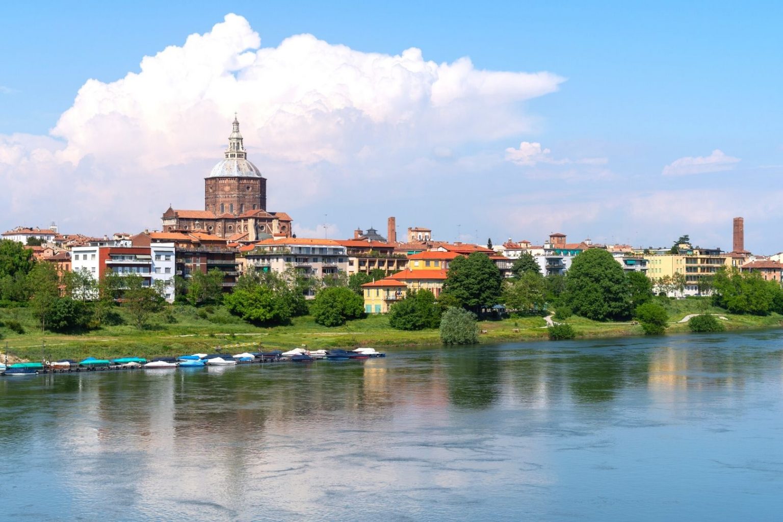 Pavia Reiseführer und Urlaubstipps Italien Entdecken