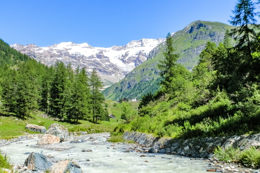 Lystal Aostatal