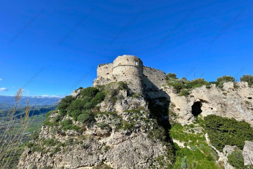 Ruinen des Castello Normanno in Gerace
