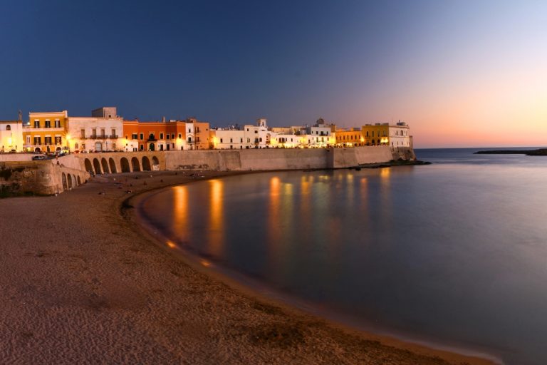 Gallipoli in Apulien Top Sehenswürdigkeiten & Strände 2024